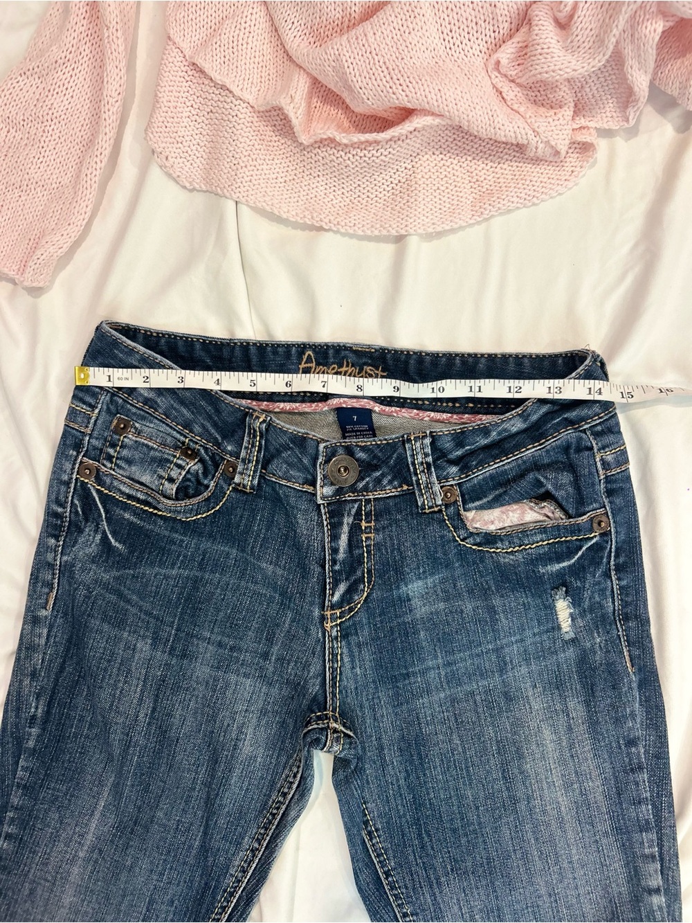 Low rise skinny jeans